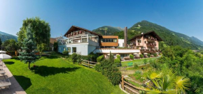 Отель Alpenhof Lodge  Сан-Мартино-Ин-Пассайер